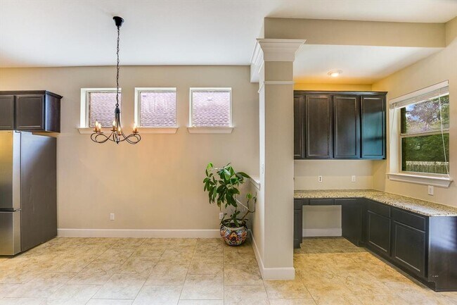 Building Photo - 203 Gaspar Bend