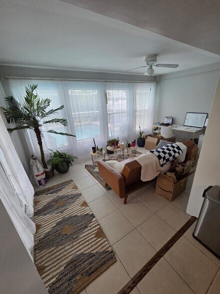 2nd living room - 1118 SE 19th Ln