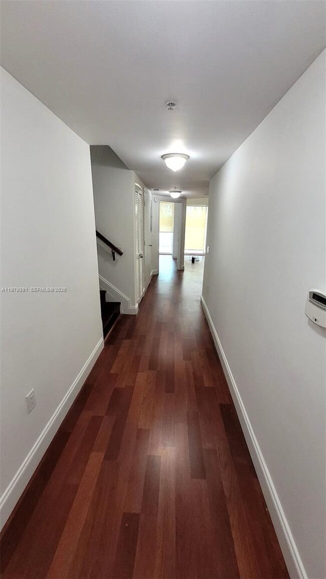 Building Photo - 41 SE 5th St