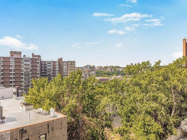 Building Photo - 3311 Giles Pl