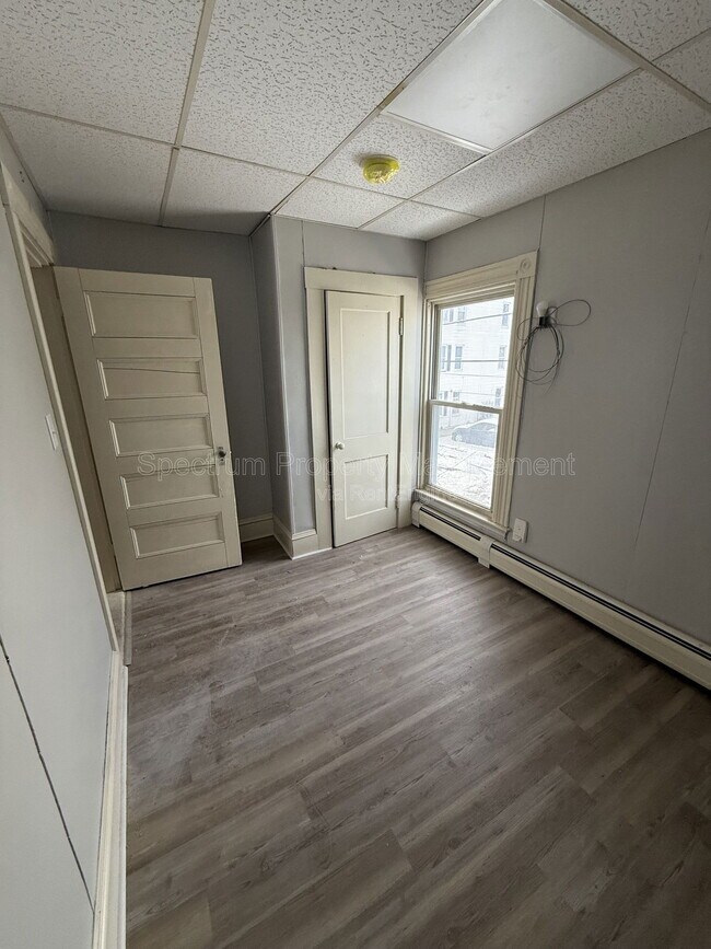 Building Photo - 16 Belmont Ave