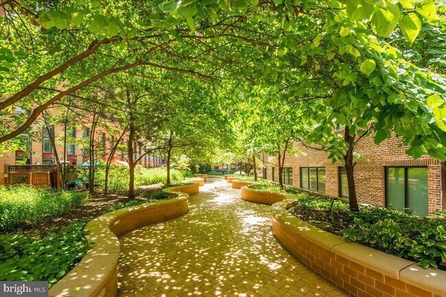 Building Photo - 616 E Street NW Unit 1020