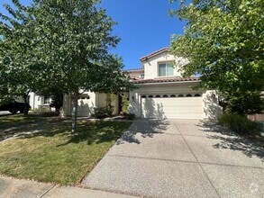 Building Photo - Well Maintained Stoneridge West Village Home!