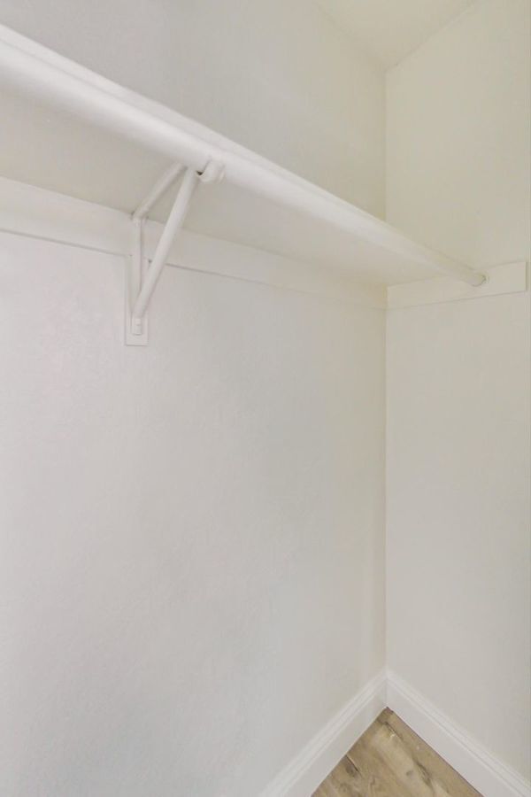 Building Photo - Updated Apartment near BART.  6 Weeks Free!