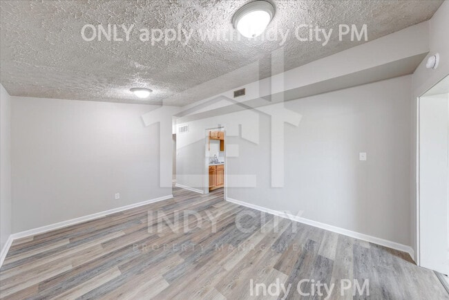 Building Photo - 1218 Cameron St