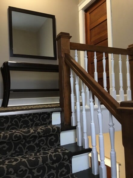 Center Stairwell - 1913 N Kimball Ave