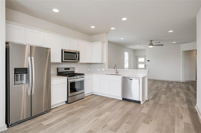 Building Photo - 8004 Linnie Ln