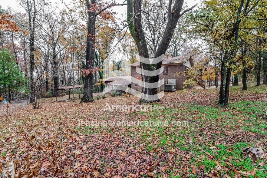 Building Photo - 1514 Drennon St