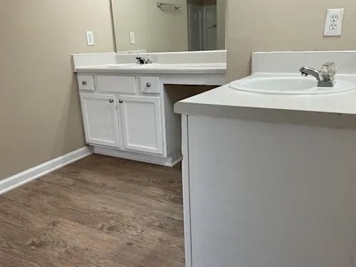 Building Photo - 2627 Tolliver Dr