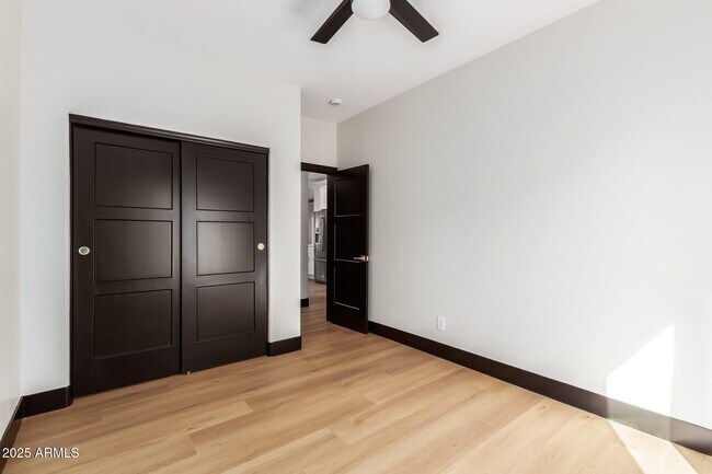 Building Photo - 3759 S Dew Drop Ln