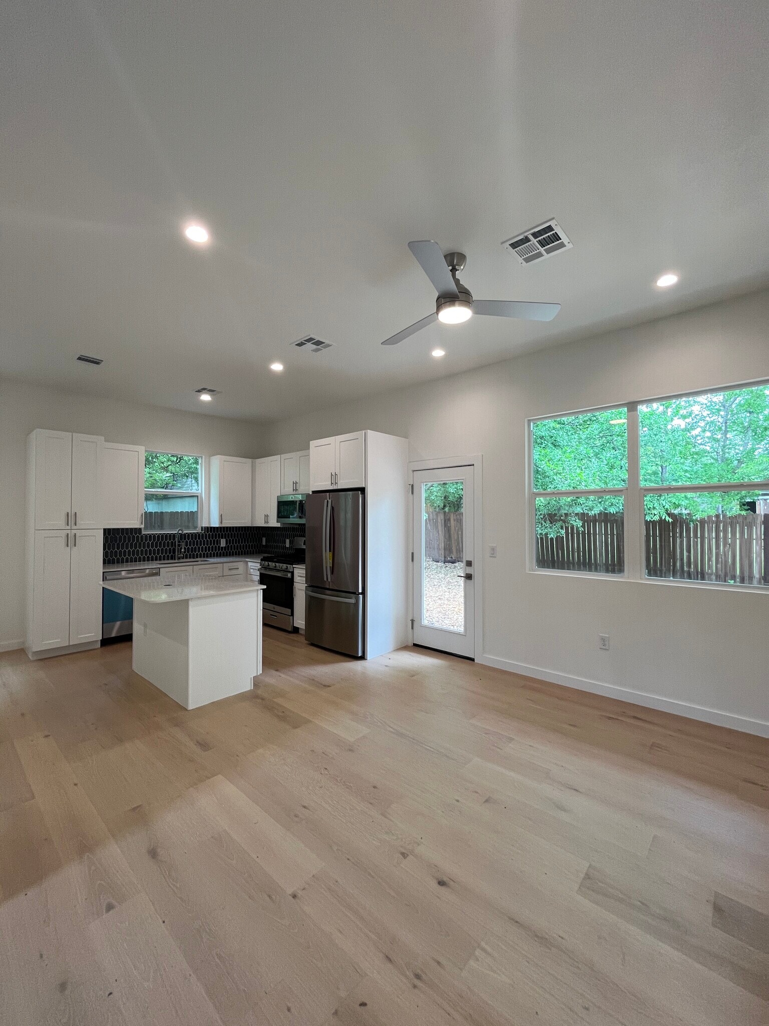Open Living/Kitchen/Dining Area - 500 Capitol Dr