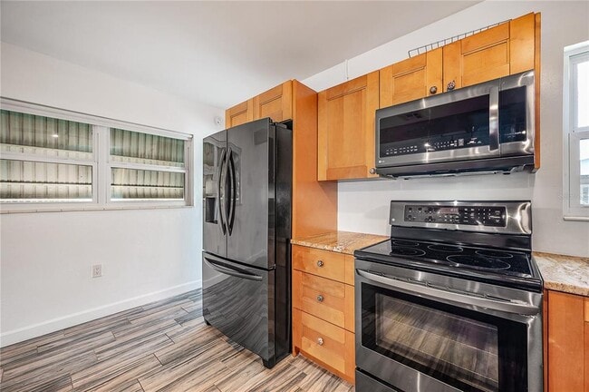 Building Photo - 3811 44th Ave N