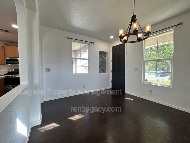 Building Photo - 300 Dedham Ct