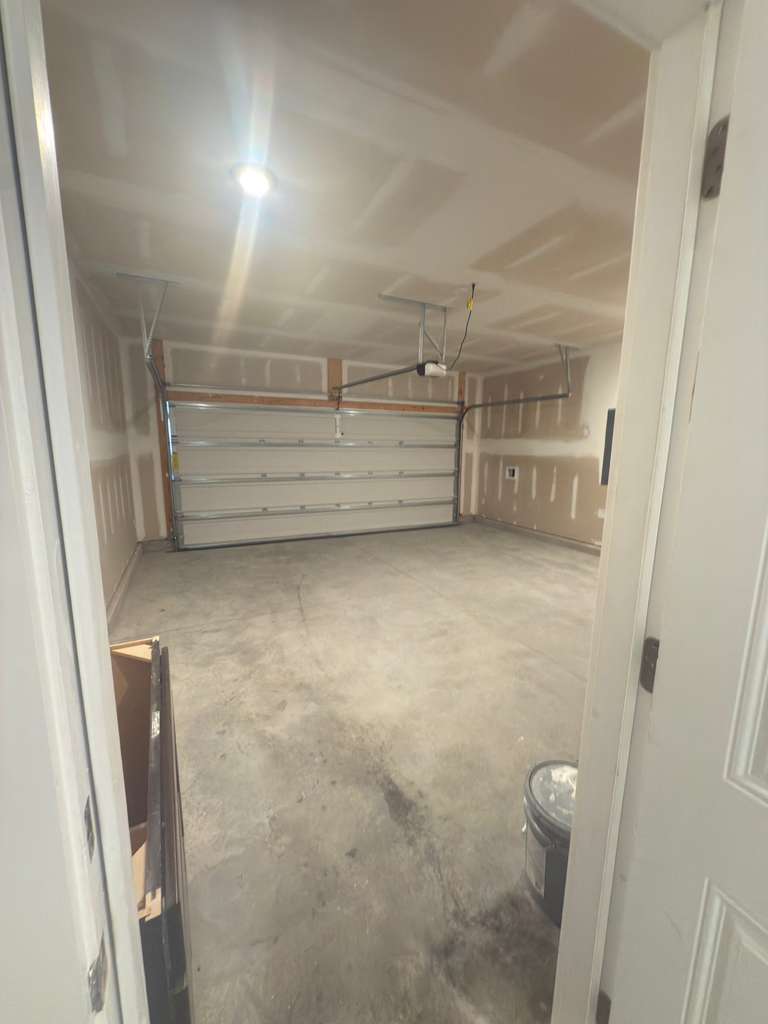 Building Photo - 25 Mainland Lakes Dr