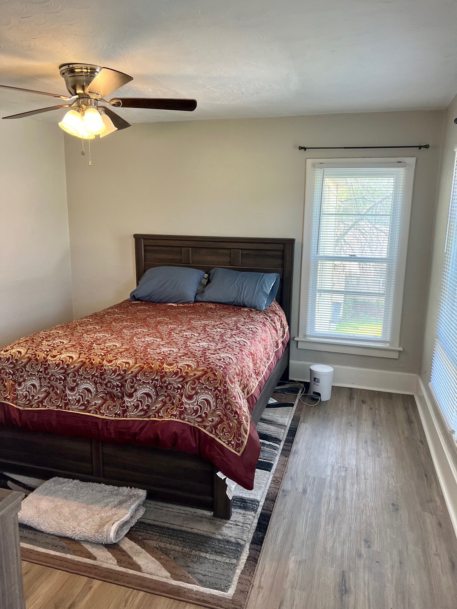 1st Bedroom - 309 May St