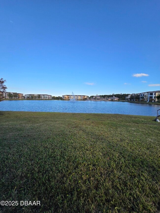 Building Photo - 5435 Estero Loop