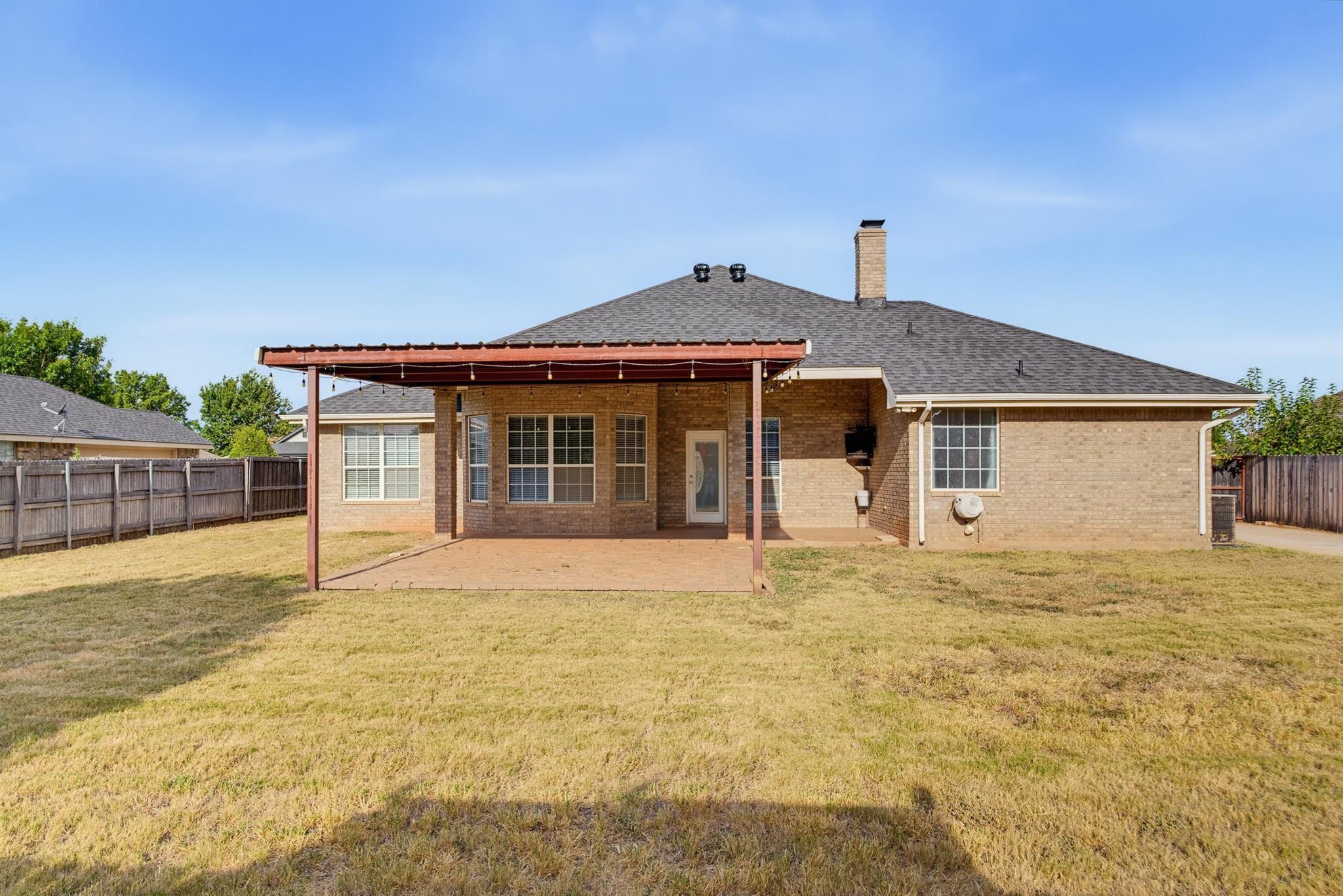 Building Photo - 7017 Springwater Ave