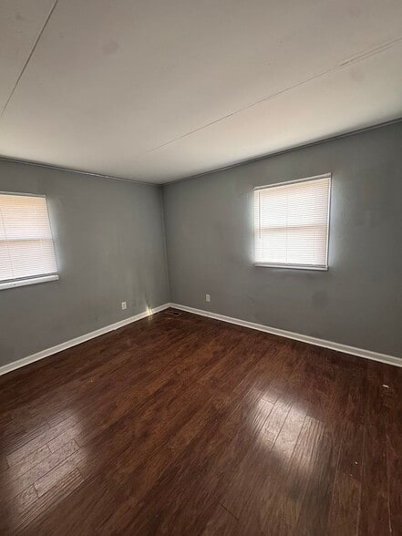 Building Photo - Charming 3BR/1BA Ranch in Martindale-Brightwood Neighborhood