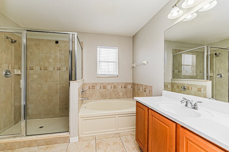 Building Photo - 3348 Thistledown Ln