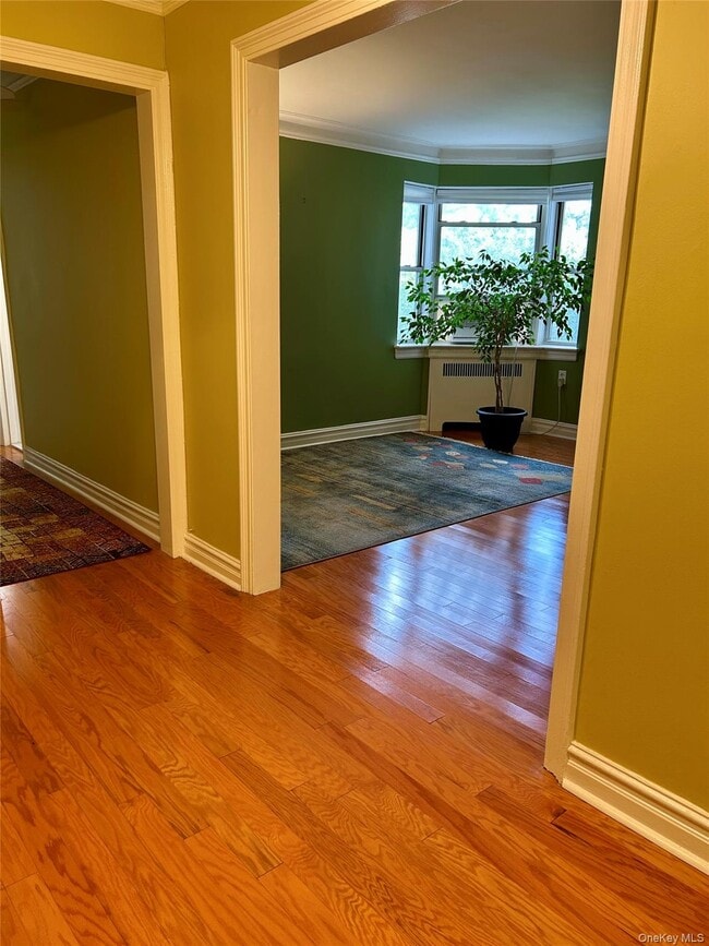 Building Photo - 474 W 238th St