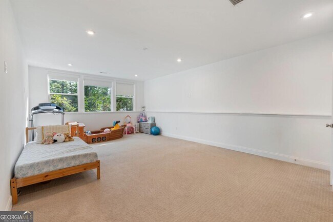 Building Photo - 8110 Scenic Ridge Wy