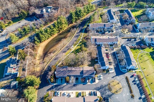 Building Photo - 79 DAVID BREARLEY Ct