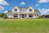 Building Photo - 140 Farish Ln