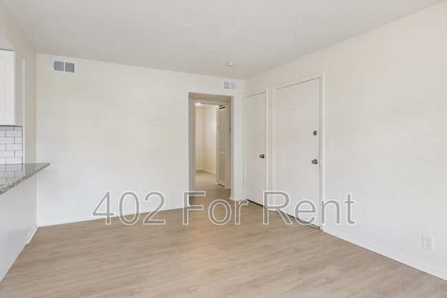 Building Photo - 1056 S 29th St