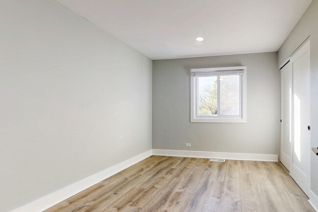 Building Photo - 59 Chestnut Cir