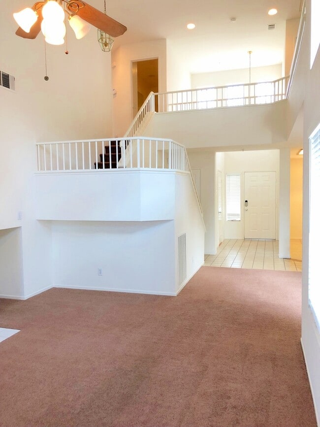 Building Photo - Mission Grove Gated Community
