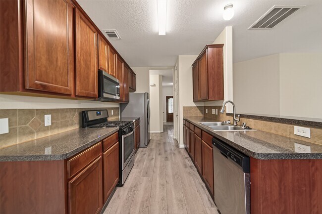 Building Photo - 5107 Moss Garden Ln
