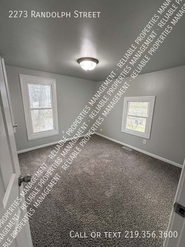 Building Photo - 2273 Randolph St