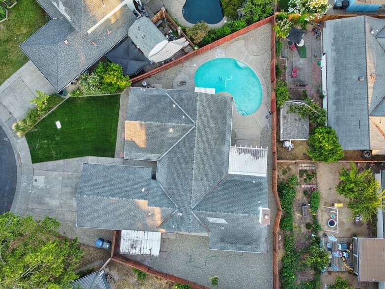 Building Photo - 2537 Warrego Way