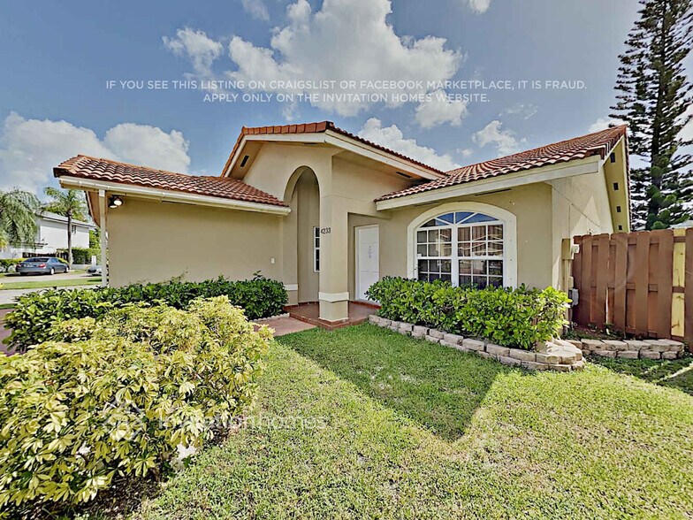 Building Photo - 4233 SW 153rd Ct