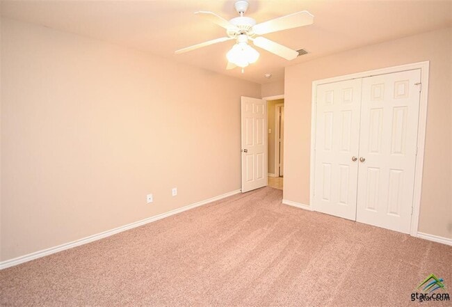 Building Photo - 8328 Garrett Dr