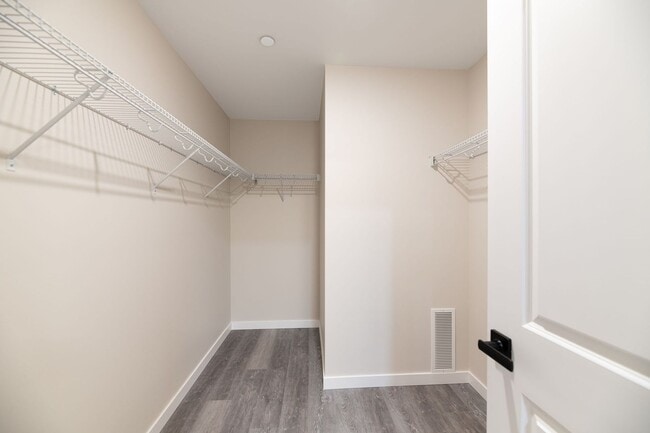 Building Photo - Brand New 4 Bedroom Luxury Townhomes!