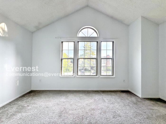 Building Photo - 9694 W Chatfield Ave