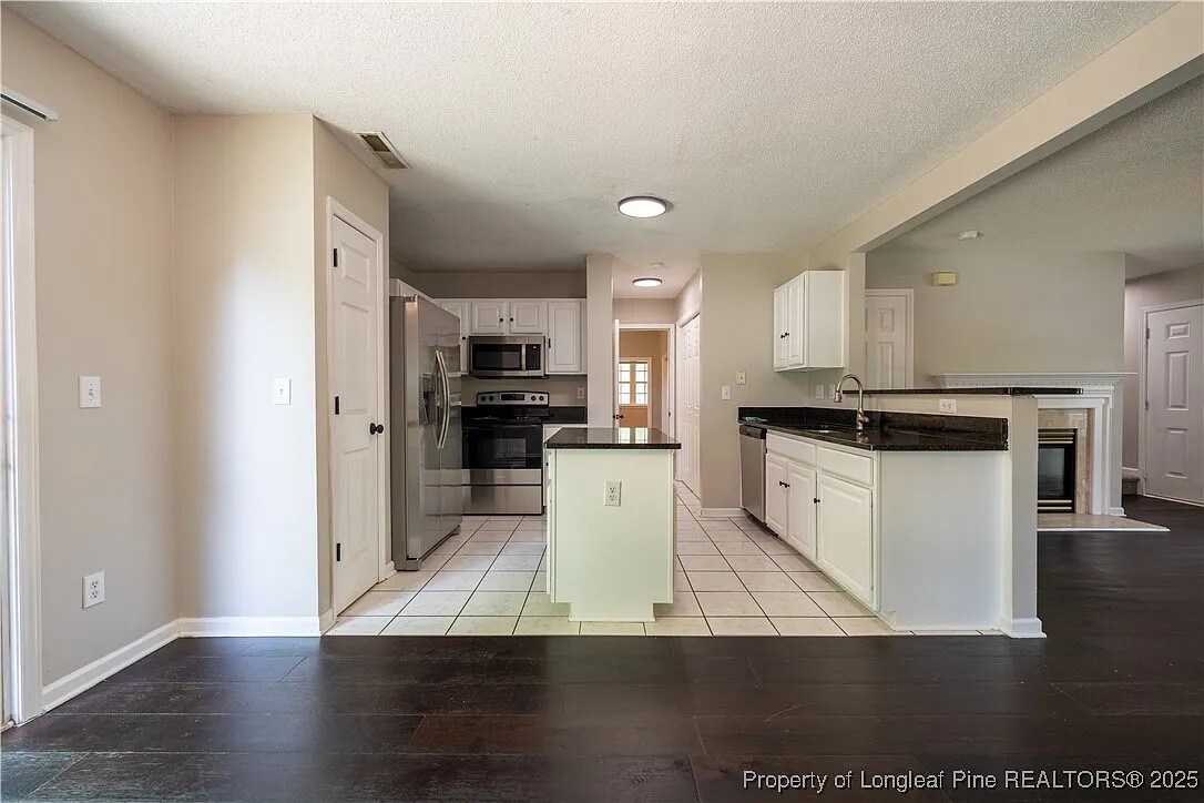 Building Photo - Room in Single Family Home on Feldspar Way