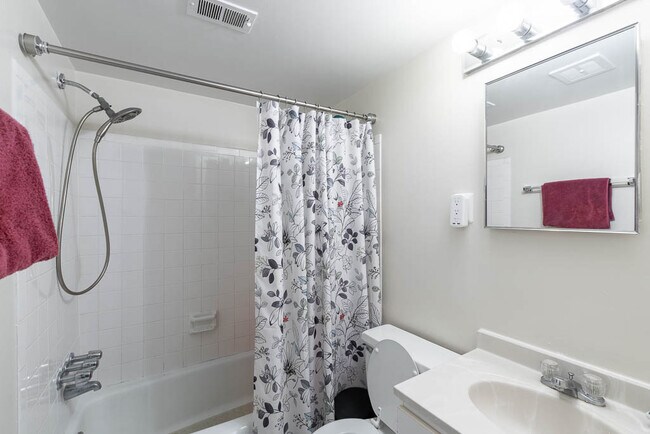 Building Photo - 4450 MacArthur Blvd NW