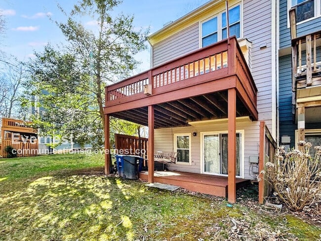 Building Photo - 1654 Oak Spring Way