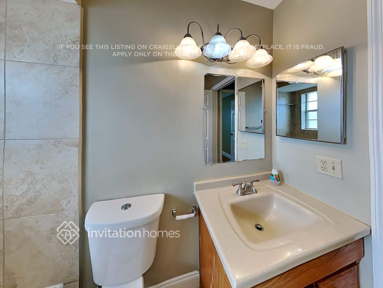 Building Photo - 18925 NW 78th Ct