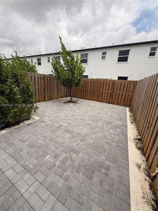 Building Photo - 35757 SW 178th Pl