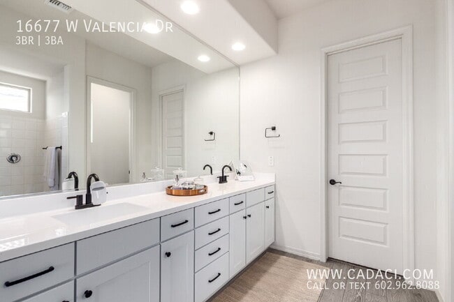 Building Photo - 16677 W Valencia Dr