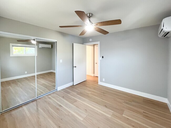 Building Photo - 3213 Atwater Ave