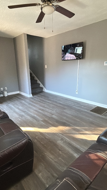 Building Photo - 1006 Hutchens Rd SE