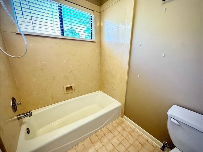 Building Photo - 119 Shadow Wood Dr