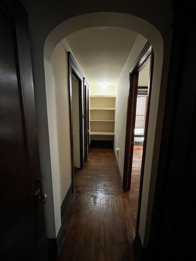 Building Photo - 896-900 Grove Street