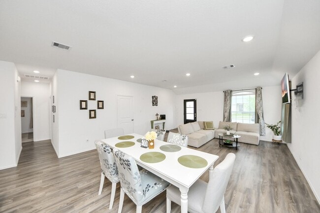 Building Photo - 5418 Rabbit Crk Ln