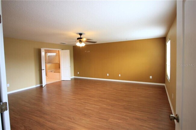 Building Photo - 9707 Lake District Ln