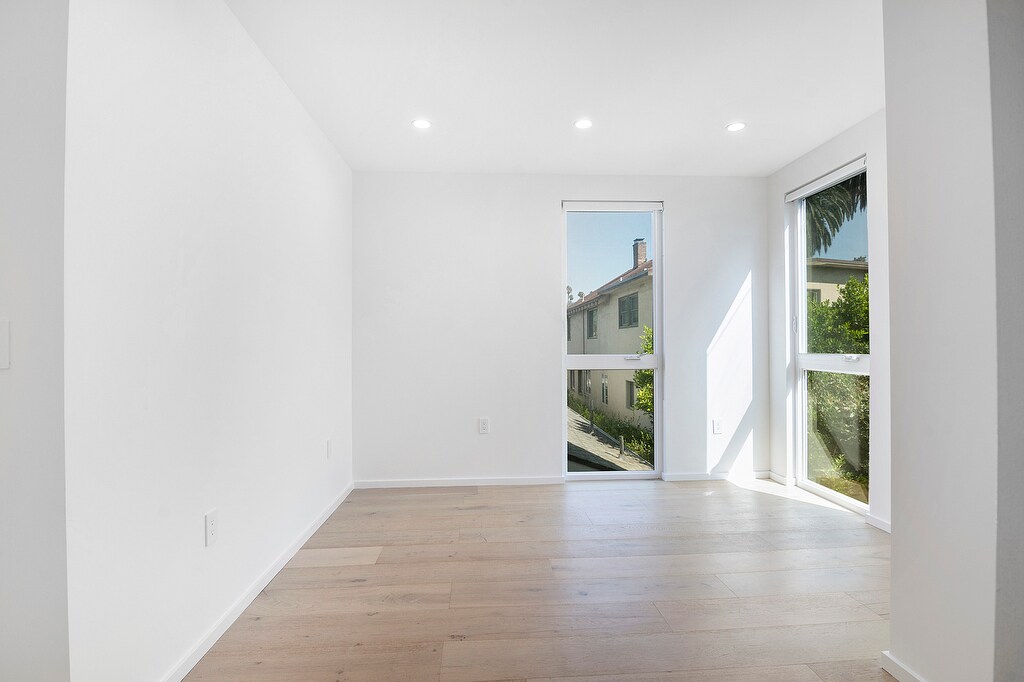 Building Photo - 4610 Franklin Ave